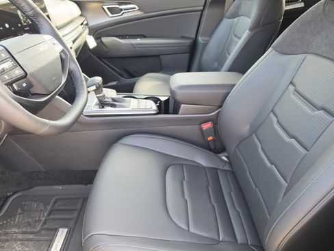 New 2026 Kia Sportage SX FWD image 7
