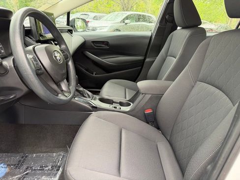 Used 2024 Toyota Corolla LE image 18