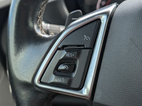 Used 2017 Chevrolet Camaro LT w/ Technology Package RWD image 21