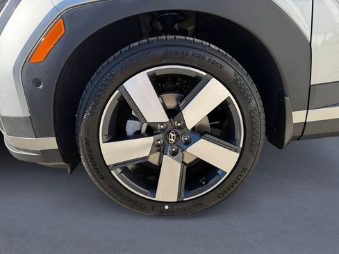 New 2026 Hyundai Santa Fe Limited FWD image 9