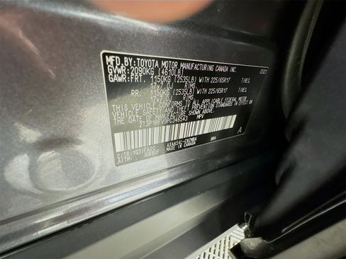 Certified 2023 Toyota RAV4 XLE image 24