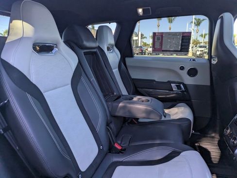 Used 2022 Land Rover Range Rover Sport SVR image 18