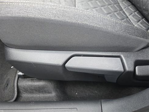 New 2026 Nissan Kicks SV w/ SV Premium Package FWD image 20