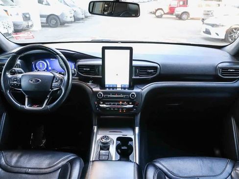 Used 2020 Ford Explorer ST w/ ST Street Pack image 12