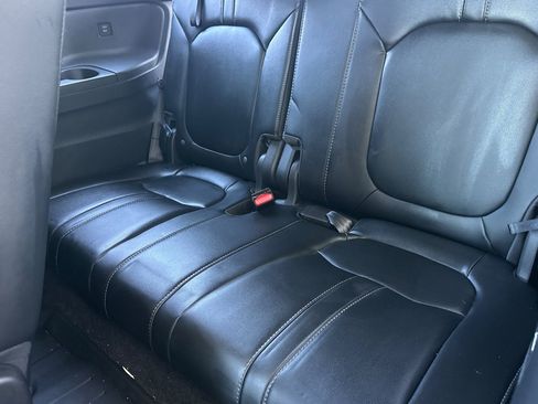 Used 2024 Honda Pilot Elite image 34