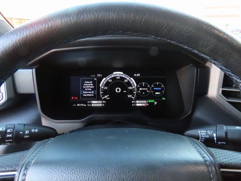 Used 2023 Toyota Tundra Platinum image 38