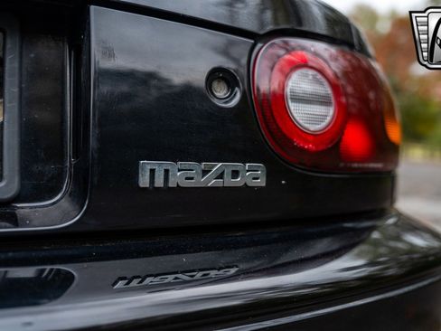 Used 1994 MAZDA MX-5 Miata image 13