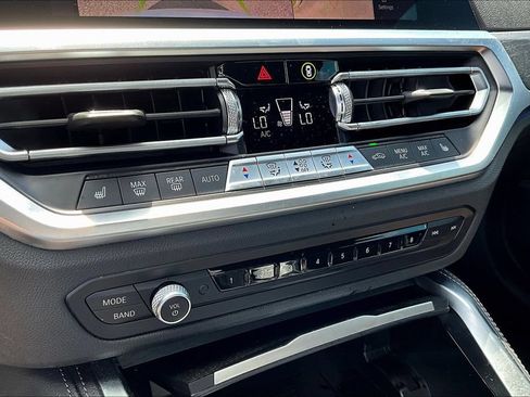 Used 2021 BMW 430i Coupe w/ M Sport Package RWD image 15