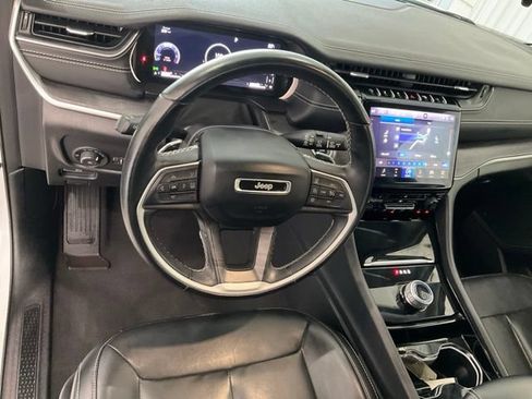 Used 2021 Jeep Grand Cherokee L Limited RWD image 8