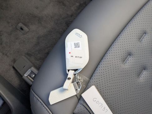 New 2026 Kia EV9 Wind image 35