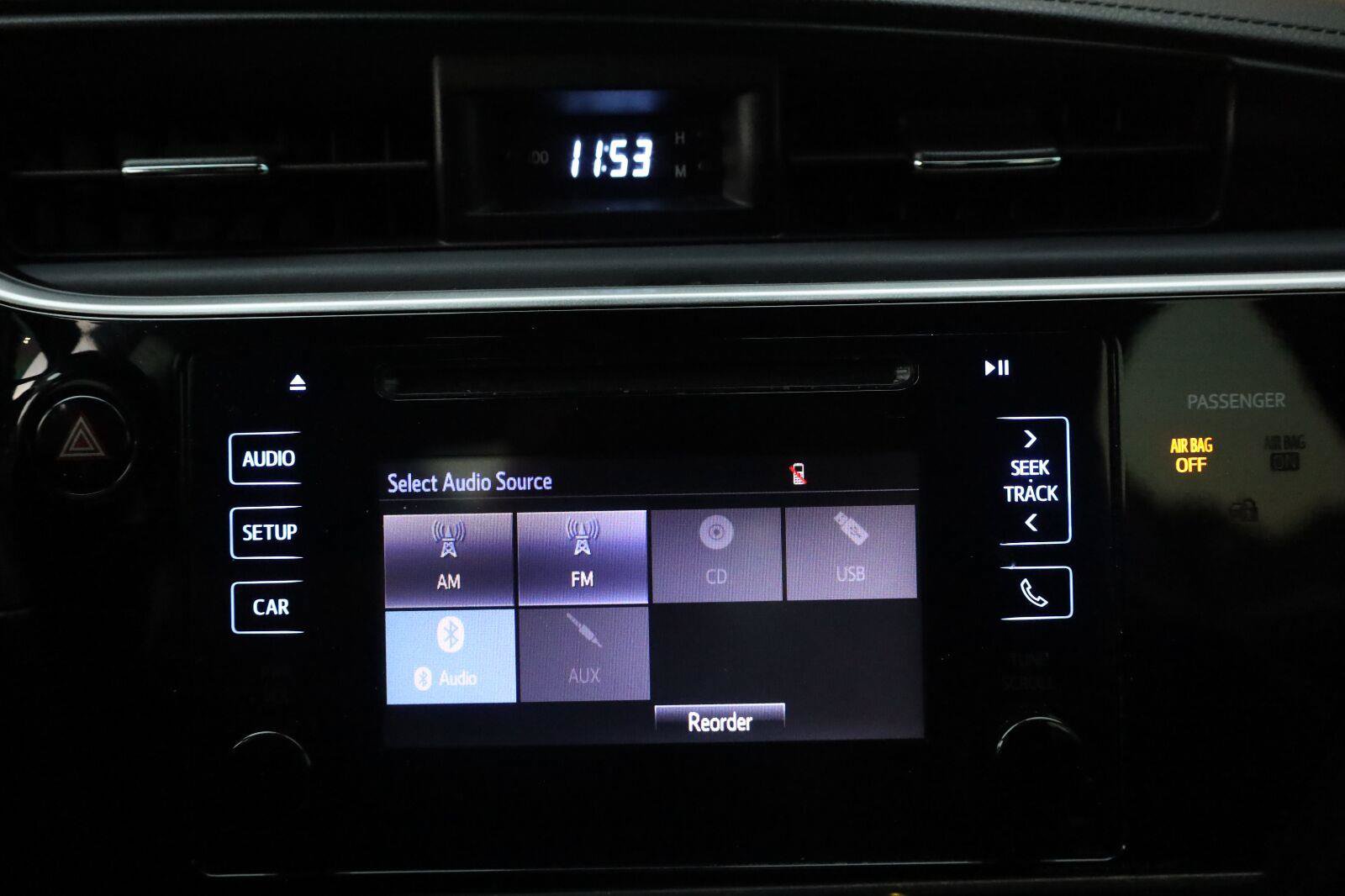 Used 2017 Toyota Corolla SE w/ Body Protection Package FWD image 37
