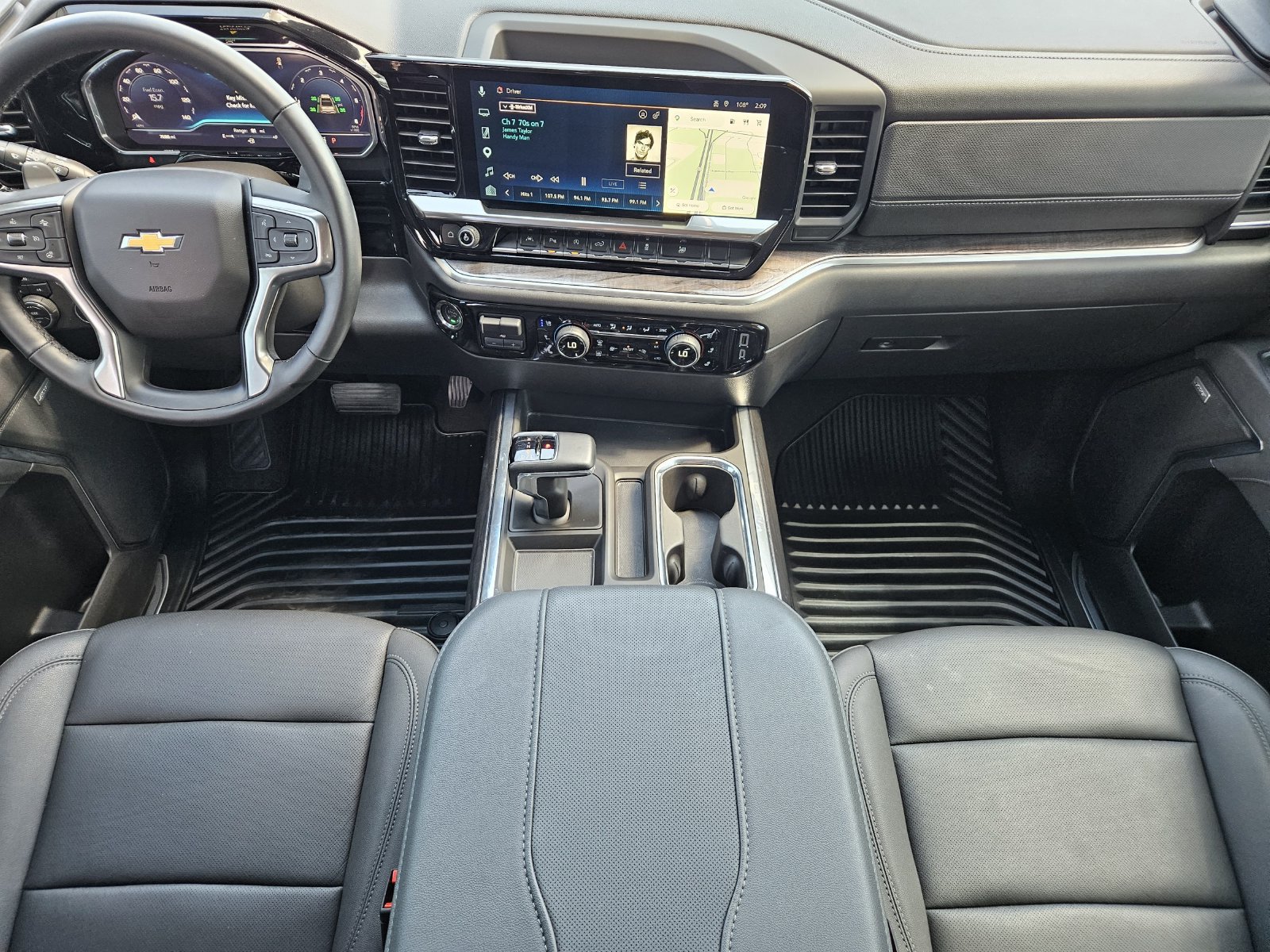 Certified 2025 Chevrolet Silverado 1500 LTZ w/ LTZ Premium Texas Edition AWD/4WD image 33