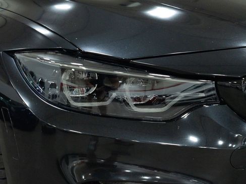 Used 2018 BMW M3 image 17