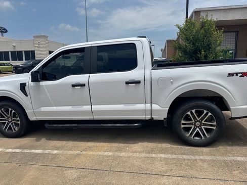 Used 2023 Ford F150 XL w/ STX Appearance Package RWD image 9