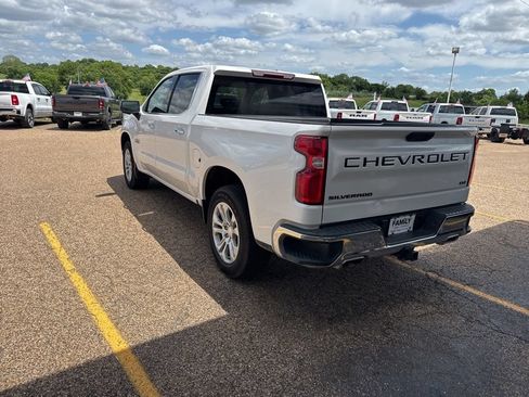 Used 2022 Chevrolet Silverado 1500 LTZ AWD/4WD image 5