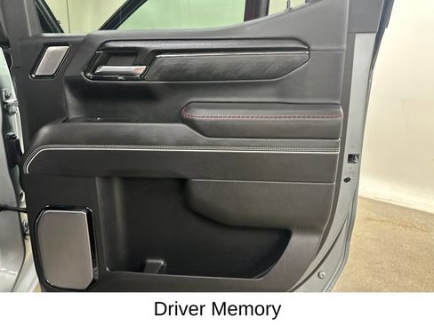 Used 2024 GMC Sierra 1500 AT4X AWD/4WD image 25