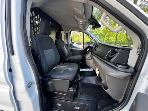 Used 2025 Ford Transit 250 Low Roof w/ Exterior Upgrade Package RWD image 26