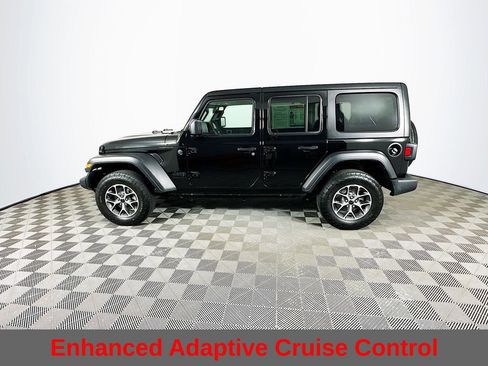Used 2024 Jeep Wrangler Unlimited Sport AWD/4WD image 7