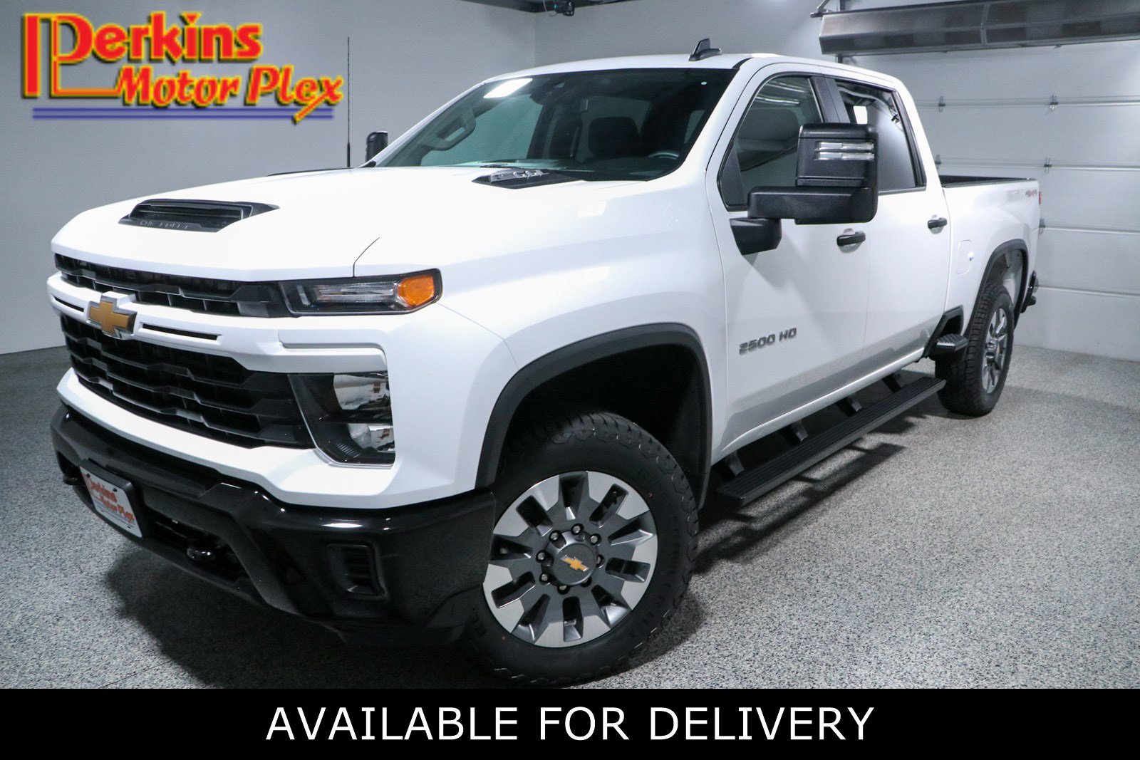 Used 2025 Chevrolet Silverado 2500 Custom w/ Custom Convenience Package AWD/4WD image 1