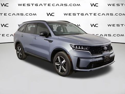 Used 2021 Kia Sorento S w/ Panoramic Sunroof Package FWD image 40
