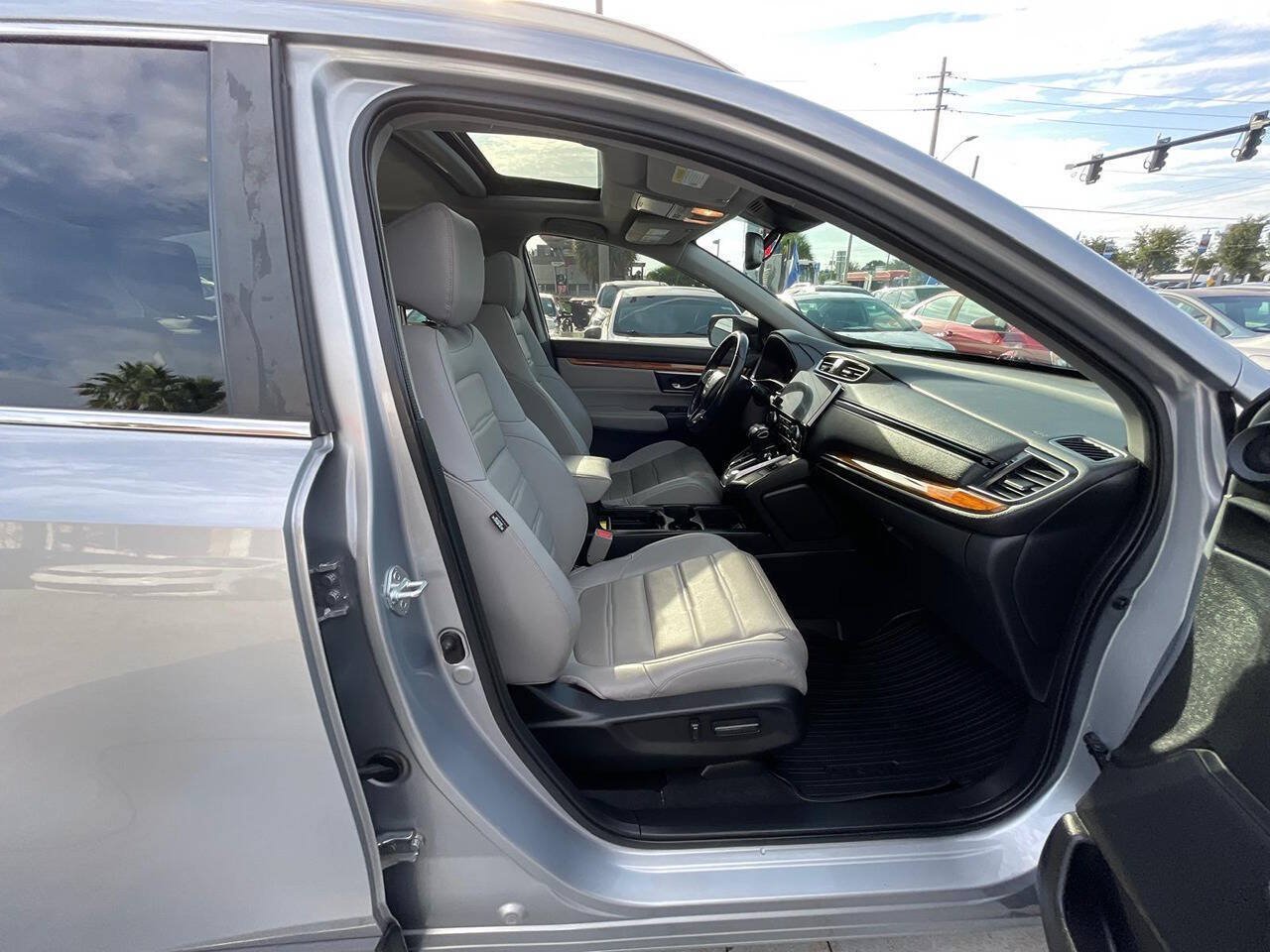 Used 2019 Honda CR-V Touring image 20