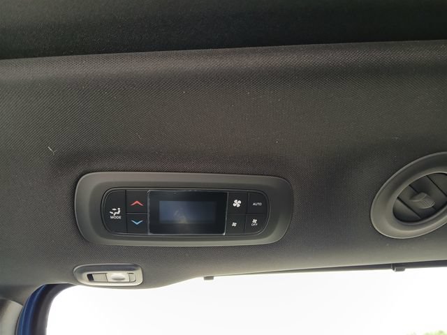 New 2027 Chrysler Pacifica Select w/ Family Tech Group FWD image 32