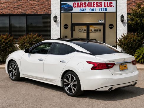 Used 2017 Nissan Maxima Platinum w/ Interior Lighting Package FWD image 6