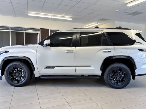 Used 2026 Toyota Sequoia Platinum w/ TRD Off-Road Package AWD/4WD image 7