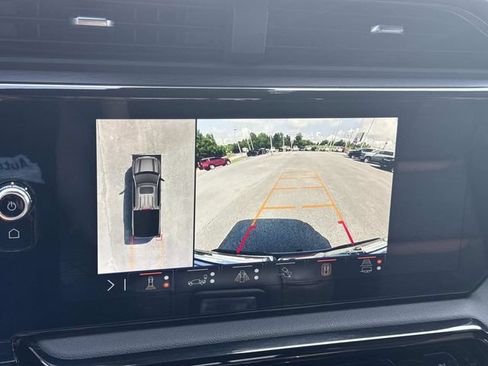 Used 2025 GMC Sierra 1500 AT4 w/ Technology Package AWD/4WD image 37