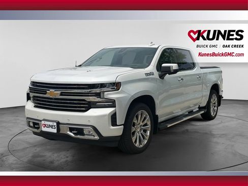 Used 2019 Chevrolet Silverado 1500 High Country w/ Technology Package AWD/4WD image 4