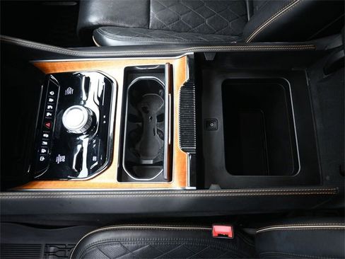 Used 2022 Jeep Grand Wagoneer Series III image 14