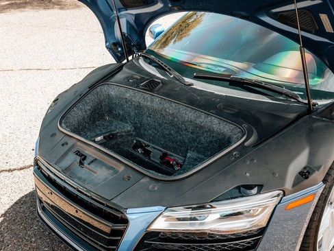 Used 2015 Audi R8 V10 AWD/4WD image 43