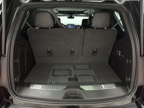 Used 2022 Chevrolet Tahoe Z71 w/ Luxury Package image 36