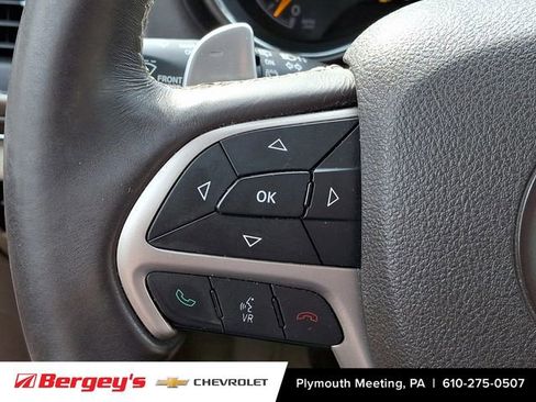 Used 2016 Jeep Grand Cherokee Overland image 25