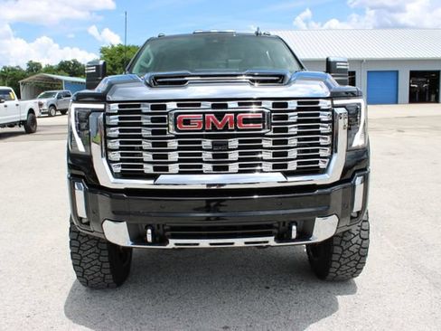Used 2025 GMC Sierra 2500 Denali w/ Denali Reserve Package AWD/4WD image 2