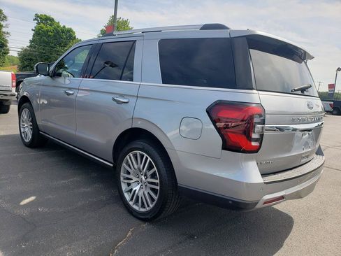 Used 2022 Ford Expedition Limited AWD/4WD image 6
