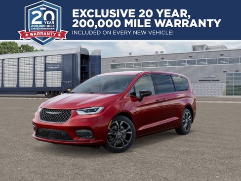 New 2026 Chrysler Pacifica Select image 1