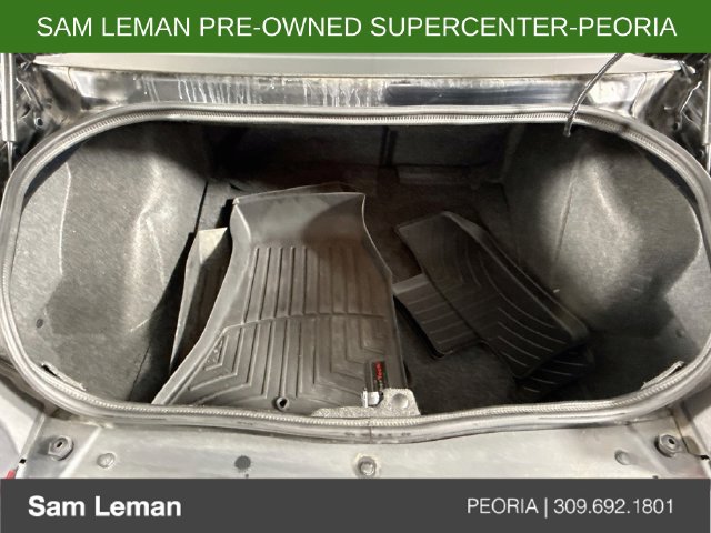 Used 2014 Dodge Challenger R/T RWD image 23