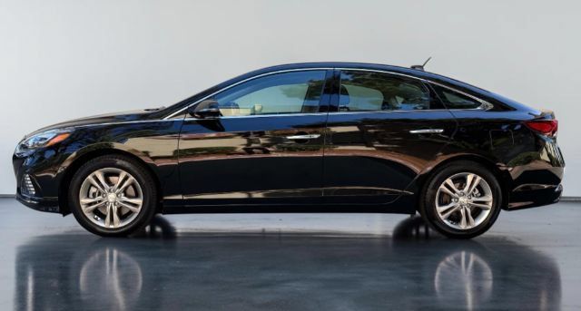 Used 2018 Hyundai Sonata Limited FWD image 3