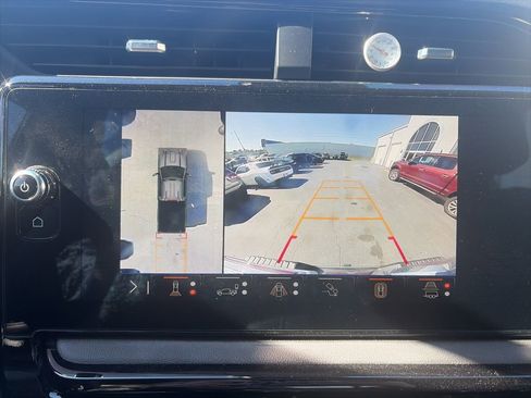 Used 2024 GMC Sierra 2500 AT4 w/ AT4 Premium Plus Package image 18