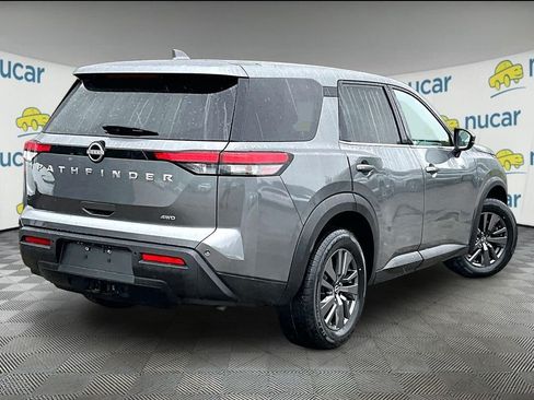 Used 2022 Nissan Pathfinder S AWD/4WD image 6