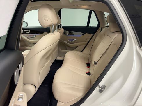 Used 2020 Mercedes-Benz GLC 300 image 15