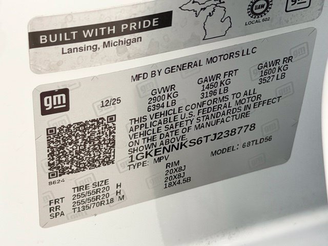 Certified 2026 GMC Acadia Elevation w/ Elevation Premium Package AWD/4WD image 19
