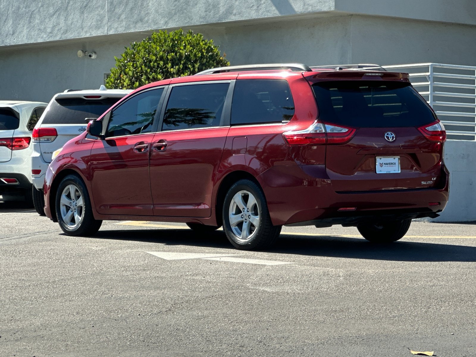 Used 2015 Toyota Sienna LE FWD image 3