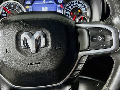 Used 2019 RAM 1500 Big Horn AWD/4WD image 20