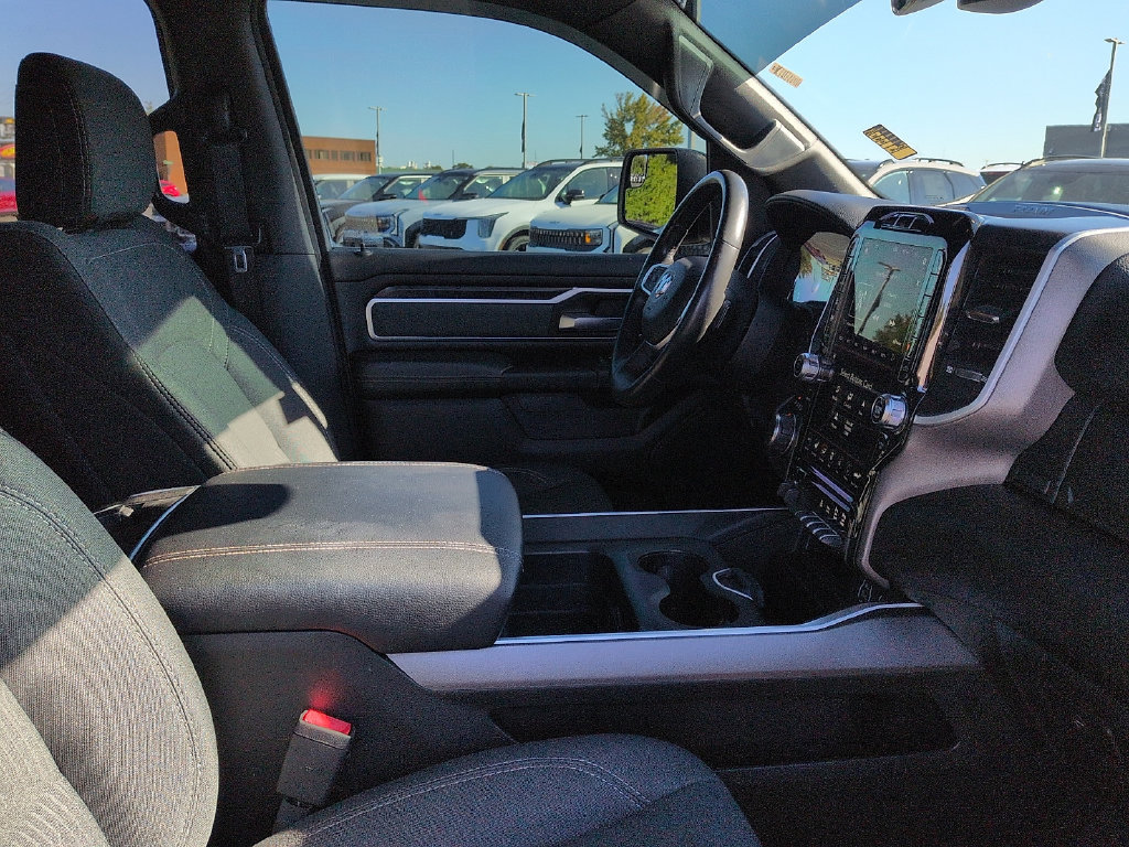 Used 2021 RAM 1500 Big Horn AWD/4WD image 7