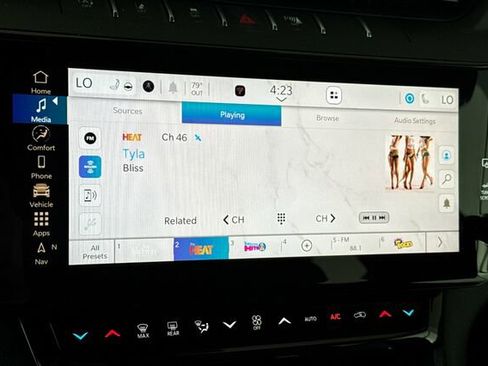 New 2026 Jeep Grand Cherokee Limited AWD/4WD image 15