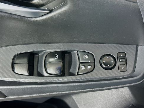 Used 2025 Nissan Sentra SV FWD image 24