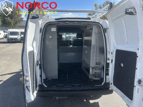 Used 2015 Nissan NV200 S FWD image 11