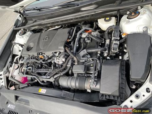 Used 2025 Toyota Camry XSE w/ Premium Plus Package image 29